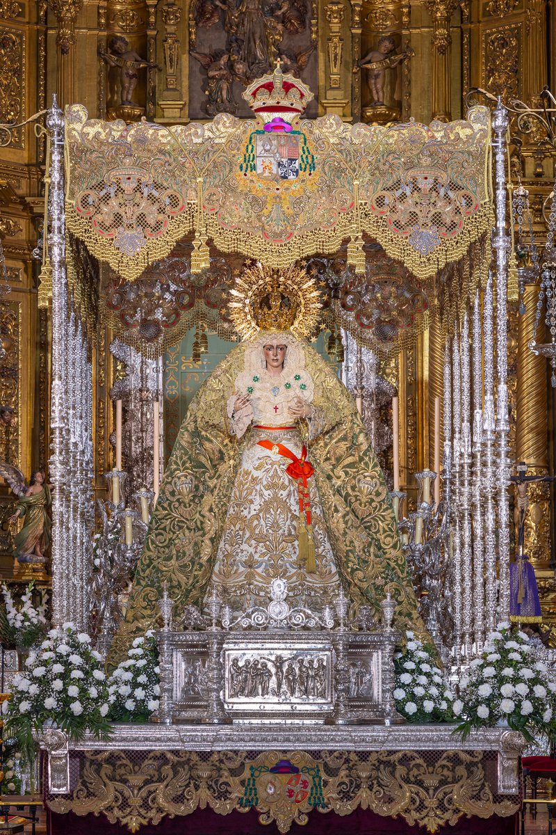 ¡Macarena, Señora de Sevilla!
#CuaresmaEnSevilla #CuaresmaSevilla #DomingodePasion
