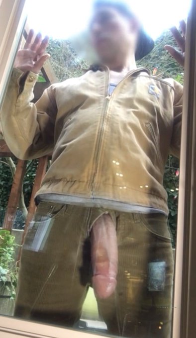 Pleeeease let me in!!! https://t.co/2tD4e5MVQi