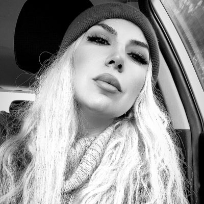 SelenCan_'s tweet photo. #YeniProfilResmi https://t.co/WlZgtl4MxQ