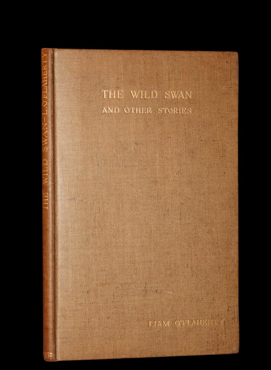 mflibra's tweet photo. 🍀 'The Wild Swan and Other Stories' by Liam O'Flaherty unfolds a tapestry of life and nature in Ireland, signed by the author himself.
https://t.co/0VaPN5lGGz
#BookWithASoul #MFLIBRA #OwnAPieceOfHistory #IrishLiterature #SignedEdition #LiamOFlaherty https://t.co/45Q2sjpVOx