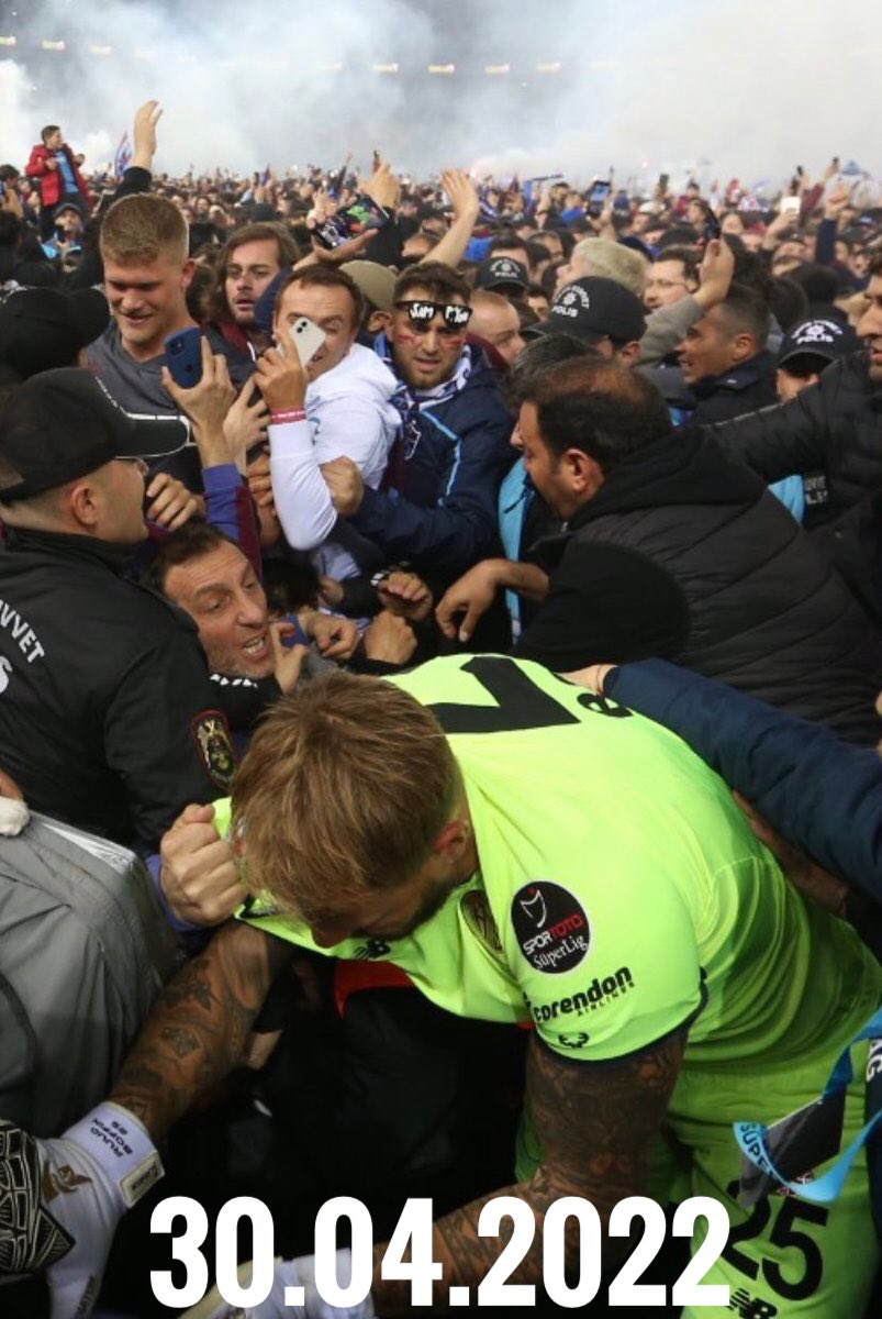 Adalet herkes için gerekli...<a href="/TFF_Org/">TFF</a> 
<a href="/Antalyaspor/">Hesap.com Antalyaspor</a>