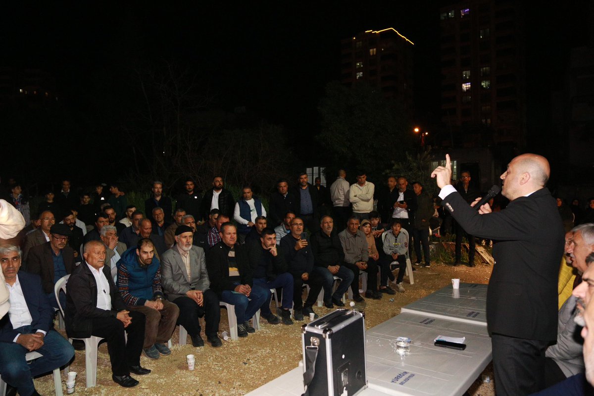 drhalilnacar's tweet photo. Kıymetli Halil Doğaç ve ailesinin destekleriyle güzelleşen Dadaloğlu Mahallemizdeki sokak mitingimizde hemşehrilerimizin samimi ve coşkulu yaklaşımları içimizi ısıttı. Herkese çok teşekkür ederim. https://t.co/AXPeKAAtOQ