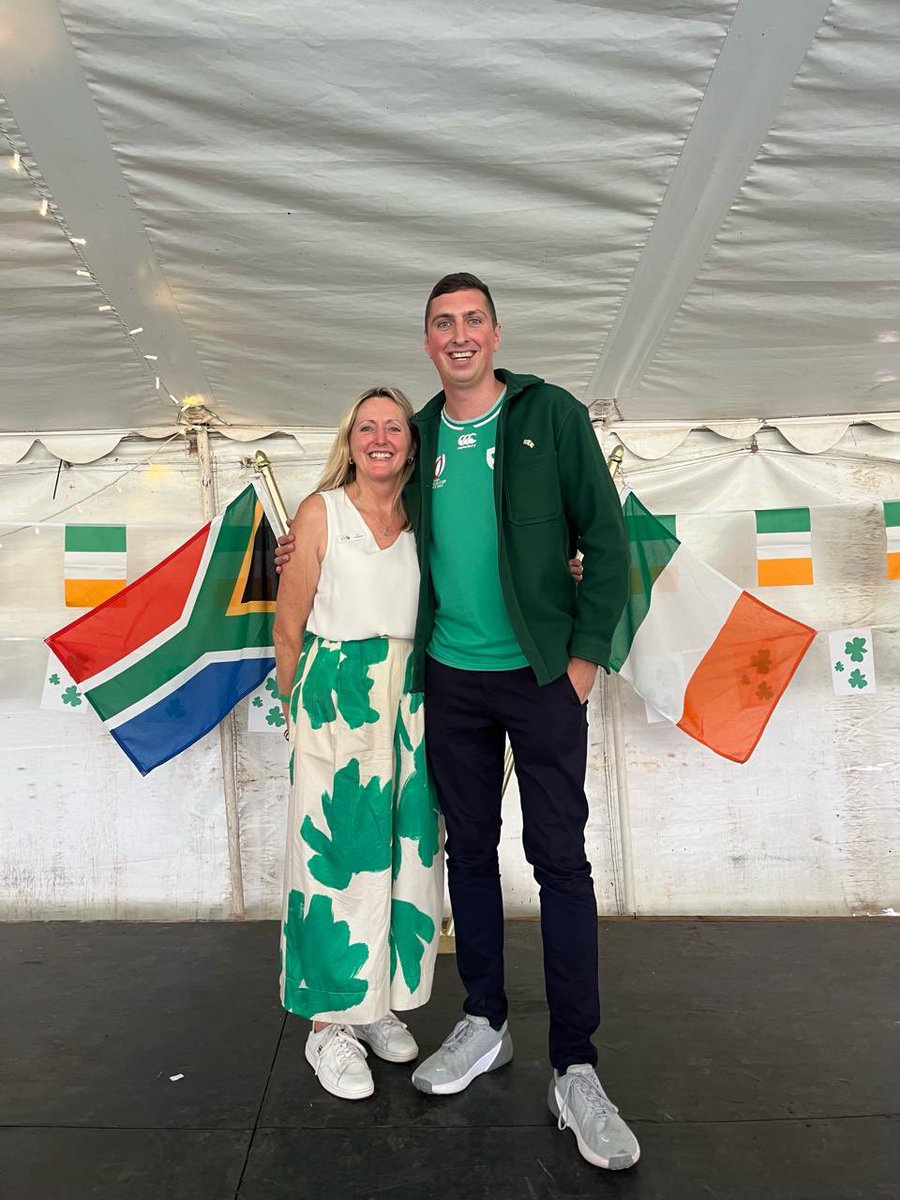ClareNel's tweet photo. The Irish Association enjoyed a wonderful St Patrick’s Day Celebration in Cape Town!
Fantastic music and dancing! 
Our Thanks to Evan Cunningham @IrlEmbPretoria 🇮🇪 for joining us in our celebration ! ☘️ 
#GlobalIreland #StPatricksDay
#JamesonsSA #CapeTown #TheRange https://t.co/l2fwx9uhqb
