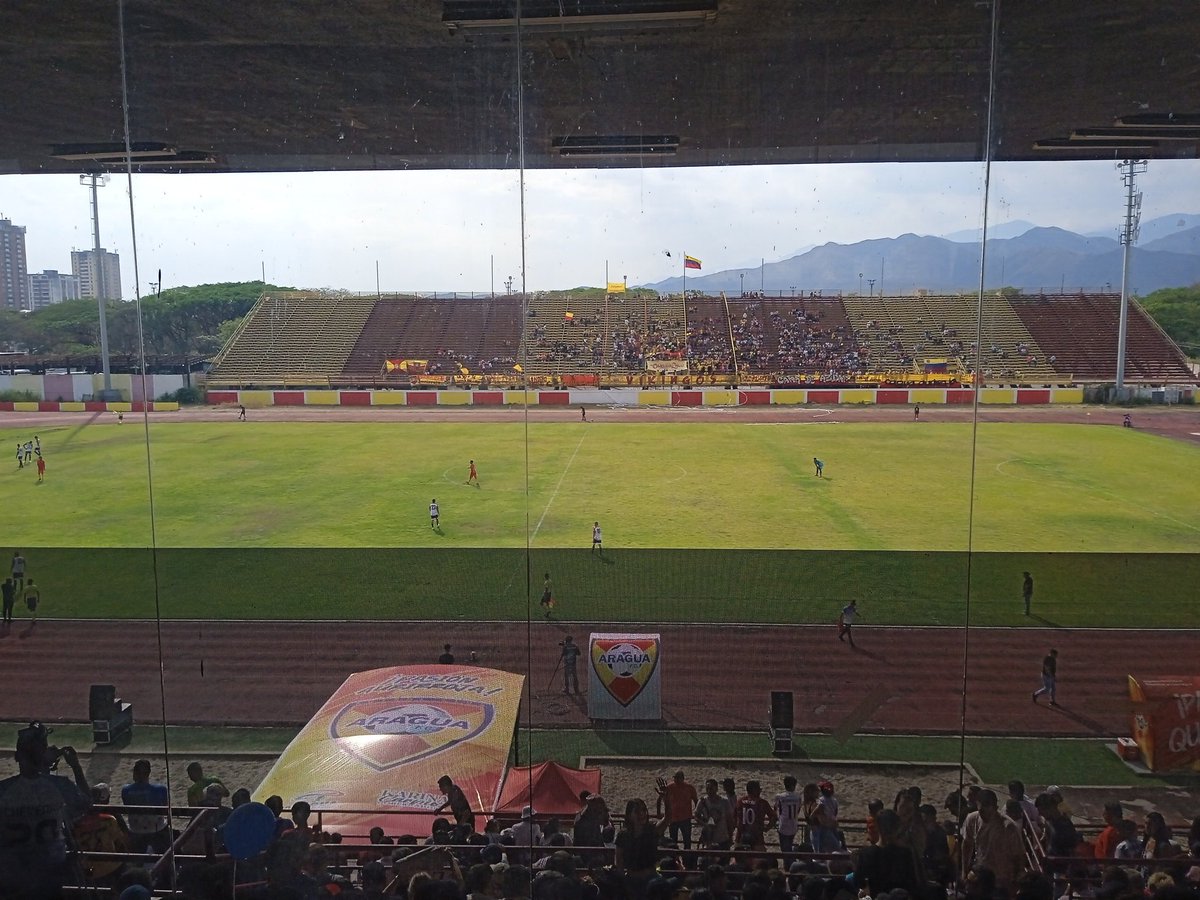 golplusradio's tweet photo. Estaremos presentes en cada jornada de la @LigaFUTVE2 del @AraguaFC que se jueguen en Hnos Ghersi con nuestro Corresponsal F @GustavoArteaga también para @Mcy881fm https://t.co/ItHg1P6p3I