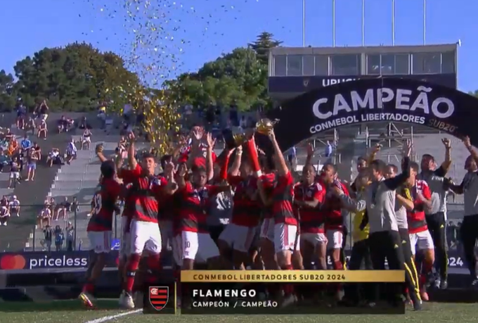 GI5h0QNWsAAH1sM?format=png&name=small