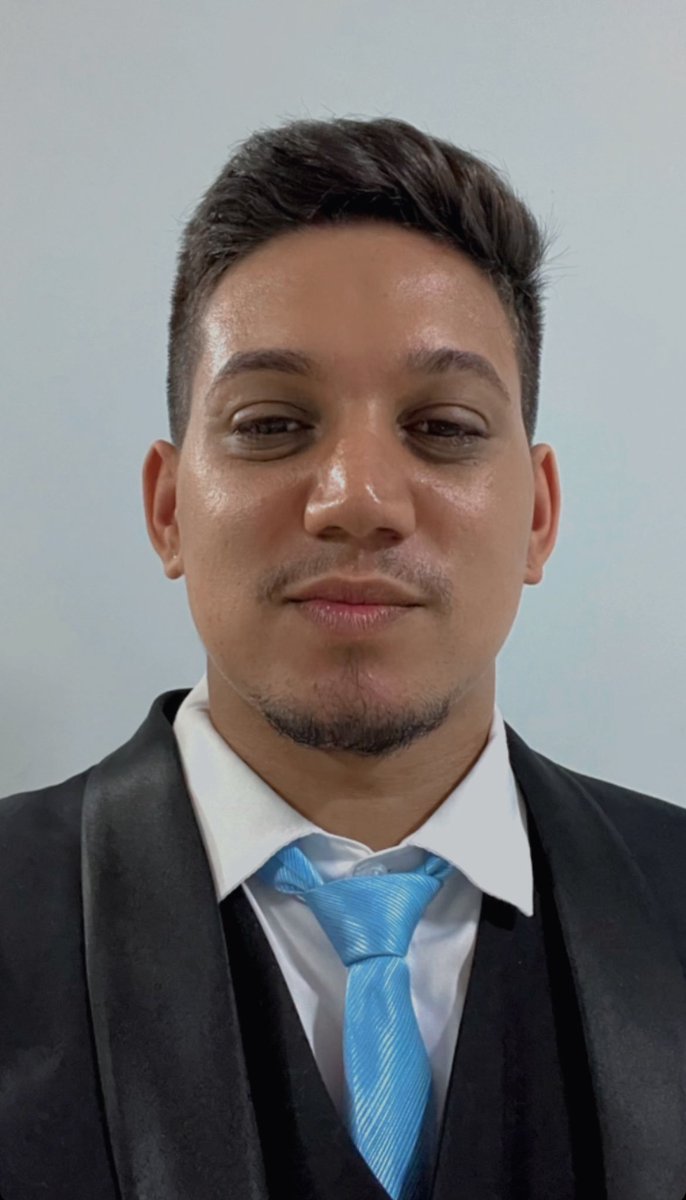 Pequeno Estranho tweet media
