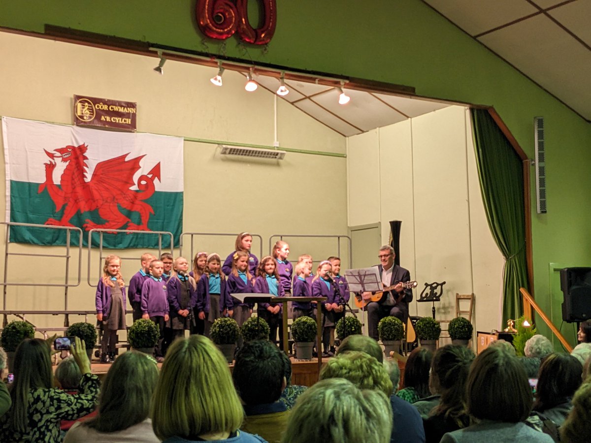 Côr Cwmann tweet media