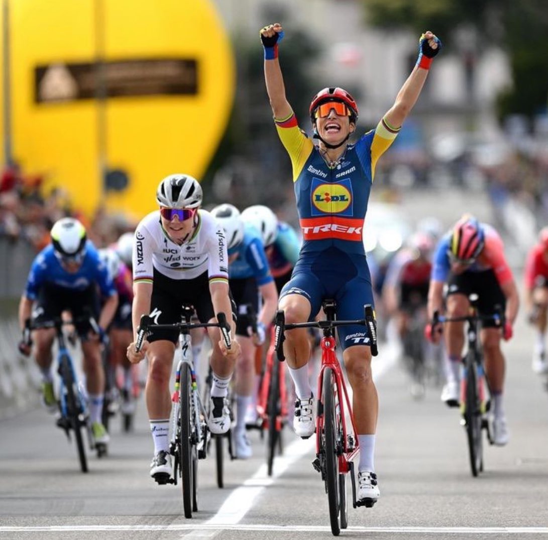 JohndenBraber's tweet photo. Niemand die mooier juicht dan Elisa Balsamo. 👌🏻 #binda https://t.co/1nHaggK2xB
