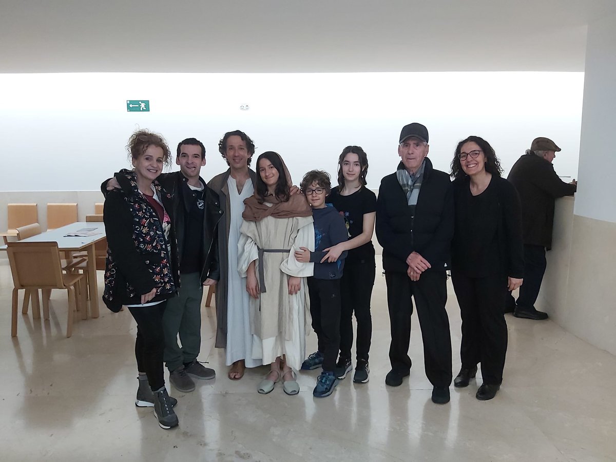 MarcFuentes14's tweet photo. Ahir per la tarda, vaig anar a veure “LA PASSIÓ” de Llinars del Vallès , en el seu teatre Auditori!
Gràcies a la familia Piris, per compartir el vostre art i felicitats a tots els interprets de la obra🔝 https://t.co/IEjAUmxwA5