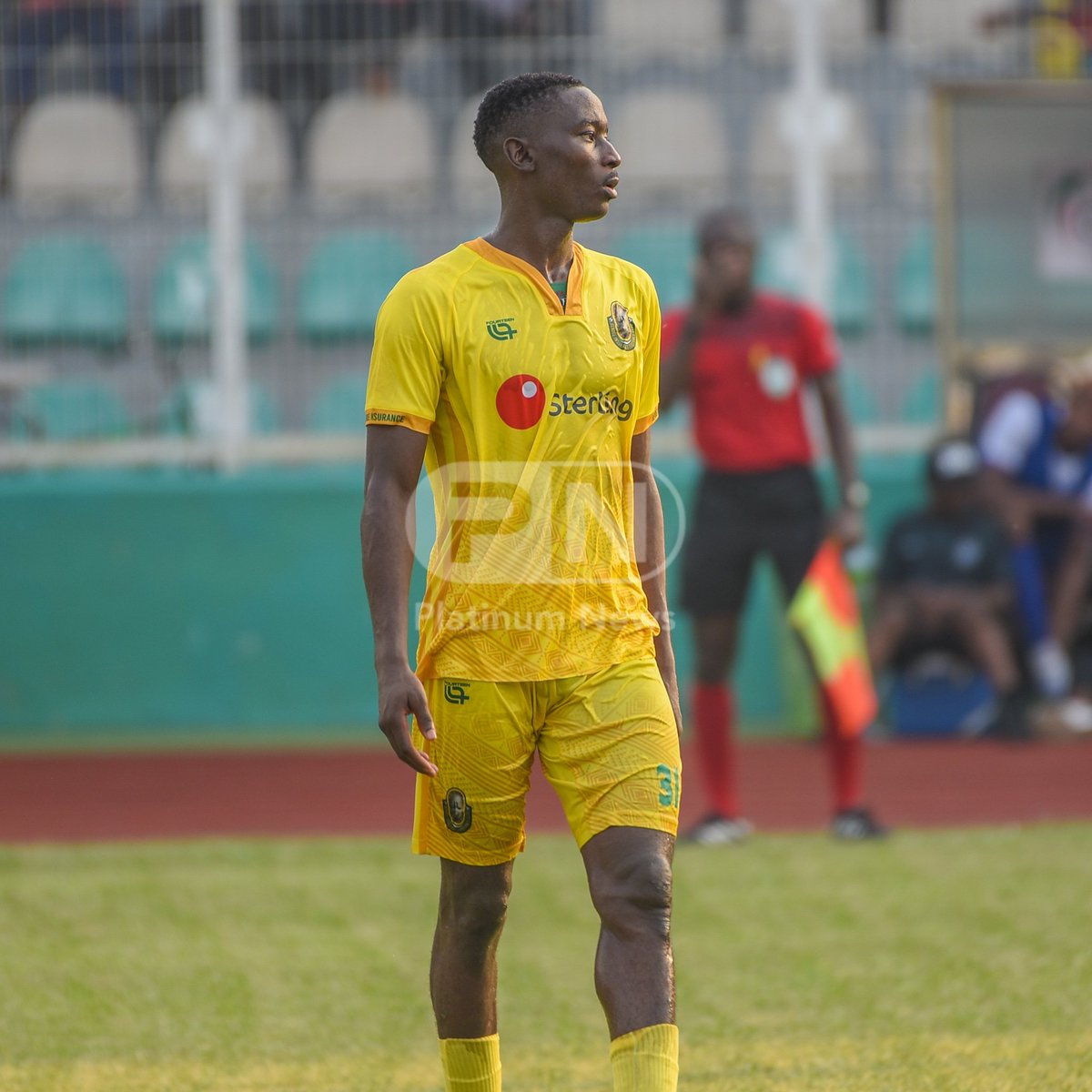 HussainiAbdul31's tweet image. 90 minutes in the tank,  kept it locked down at the back for that sweet clean sheet! 🔒. Our teamwork shined through, leading us to a 4-0 victory. 

Onto the next one! 

#AllahFirst #NPFL24