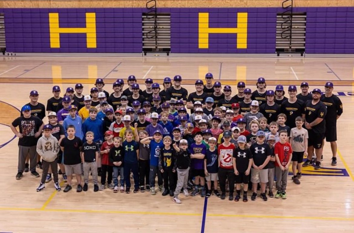 ethancampbell09's tweet photo. Couple things for the community with the team recently. Started with our kids camp and most recently volunteering at a local fundraiser https://t.co/ljdgfpYIsa