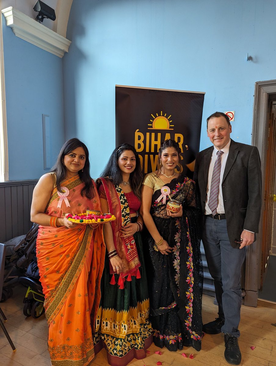 DrScottArthurMP's tweet photo. I was so proud to have the Bihari Community of Scotland host the 2024 Bihari Diwas in my Ward this evening. 

It was a warm and welcoming event where we enjoyed Bihari culture, history and (great) food. Many of the people there have never been to India, but the cultural link is strong nonetheless. 

If you don't know, and I didn't, Bihar is an Indian state 🇮🇳. It is 25% bigger than Scotland, but has a population of £130m!