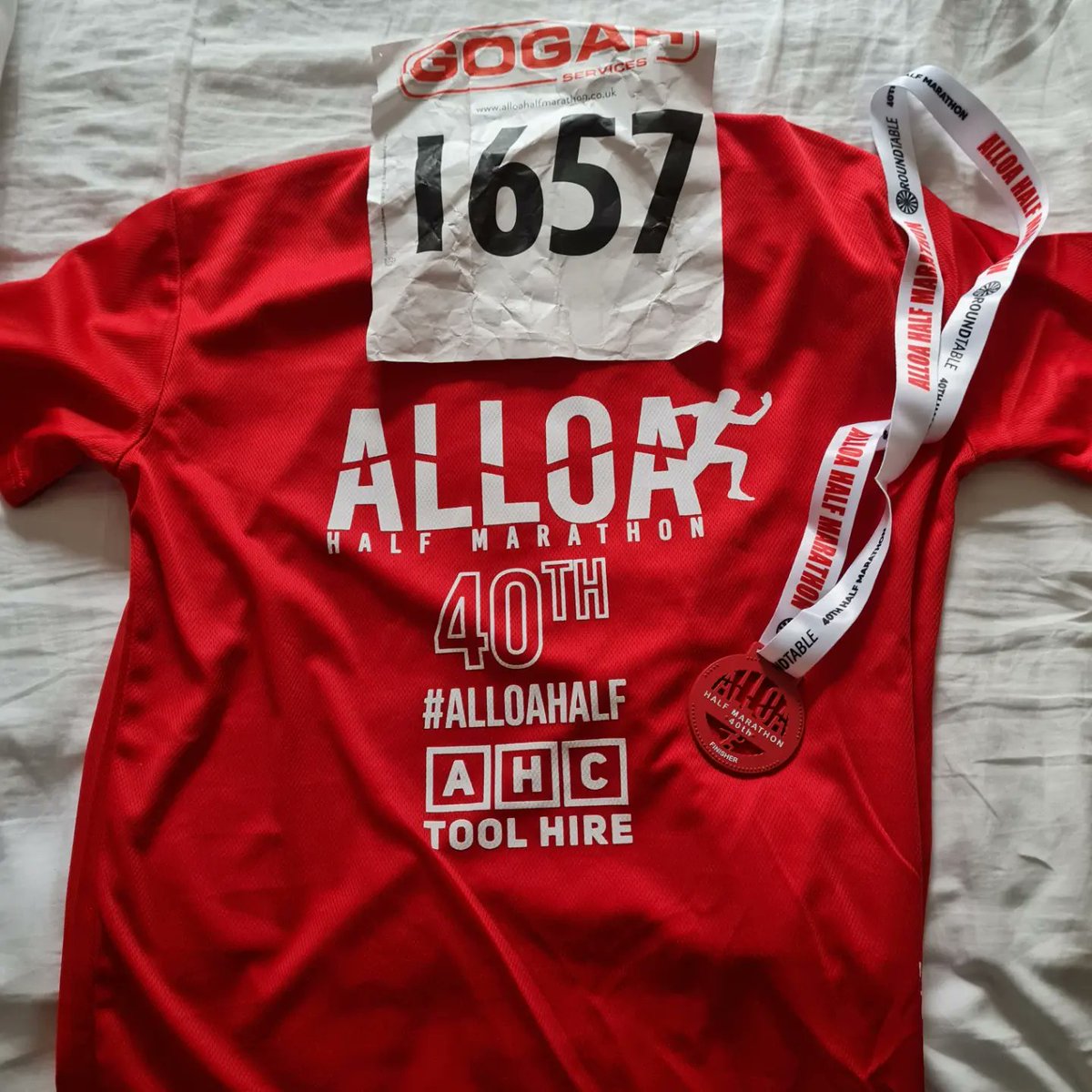 Before &amp; after #alloahalfmarathon2024 and sharing the experience with some truly brilliant people 😊 I don't mind admitting some nerves &amp; feeling pretty overwhelmed before but loved it. Thank you to all the volunteers 🙏and <a href="/mrpetebonner/">Peter Bonner</a> for getting me ready to race hard 👊