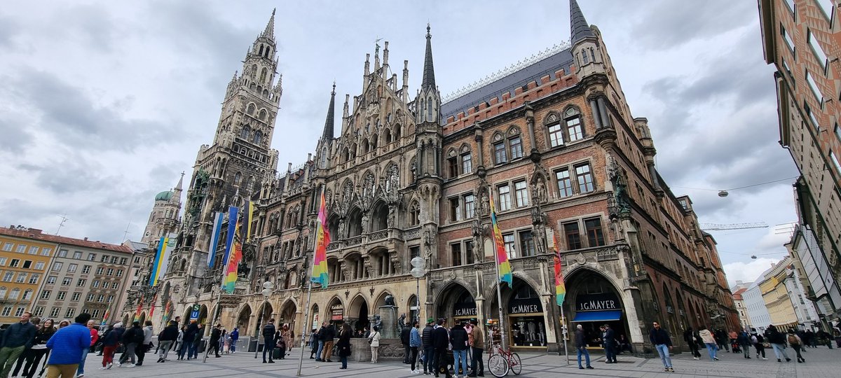 Railwaygirl2018's tweet image. What a epic day this #DispatchersOfTwitter has had exploring Munich😎 

✅️1 New city visited!🥳

It definitely is a city full of charm &amp;amp; beauty around ever corner🥰

Here are a couple of photos from my trip around Munich!🏙
#Germany #Sightseeing #Tourist #Travelling #NewPlaces