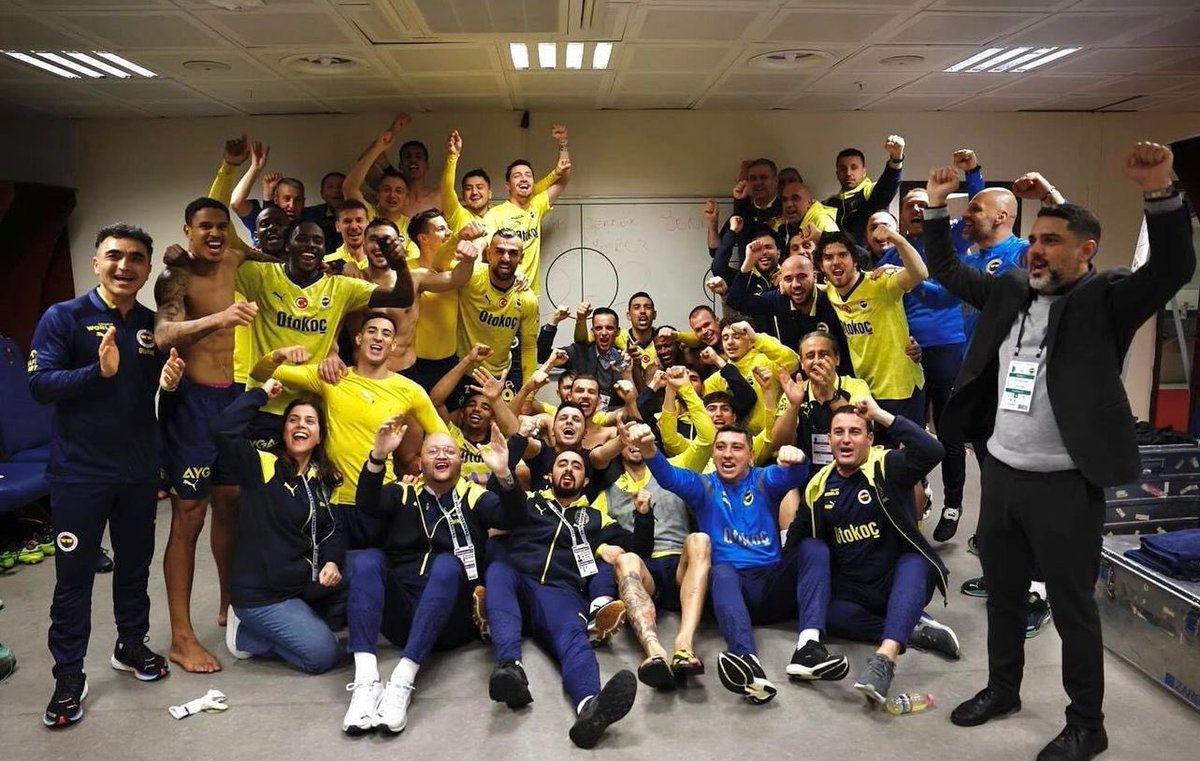 Her şeye herkese rağmen.
<a href="/Fenerbahce/">Fenerbahçe SK</a>