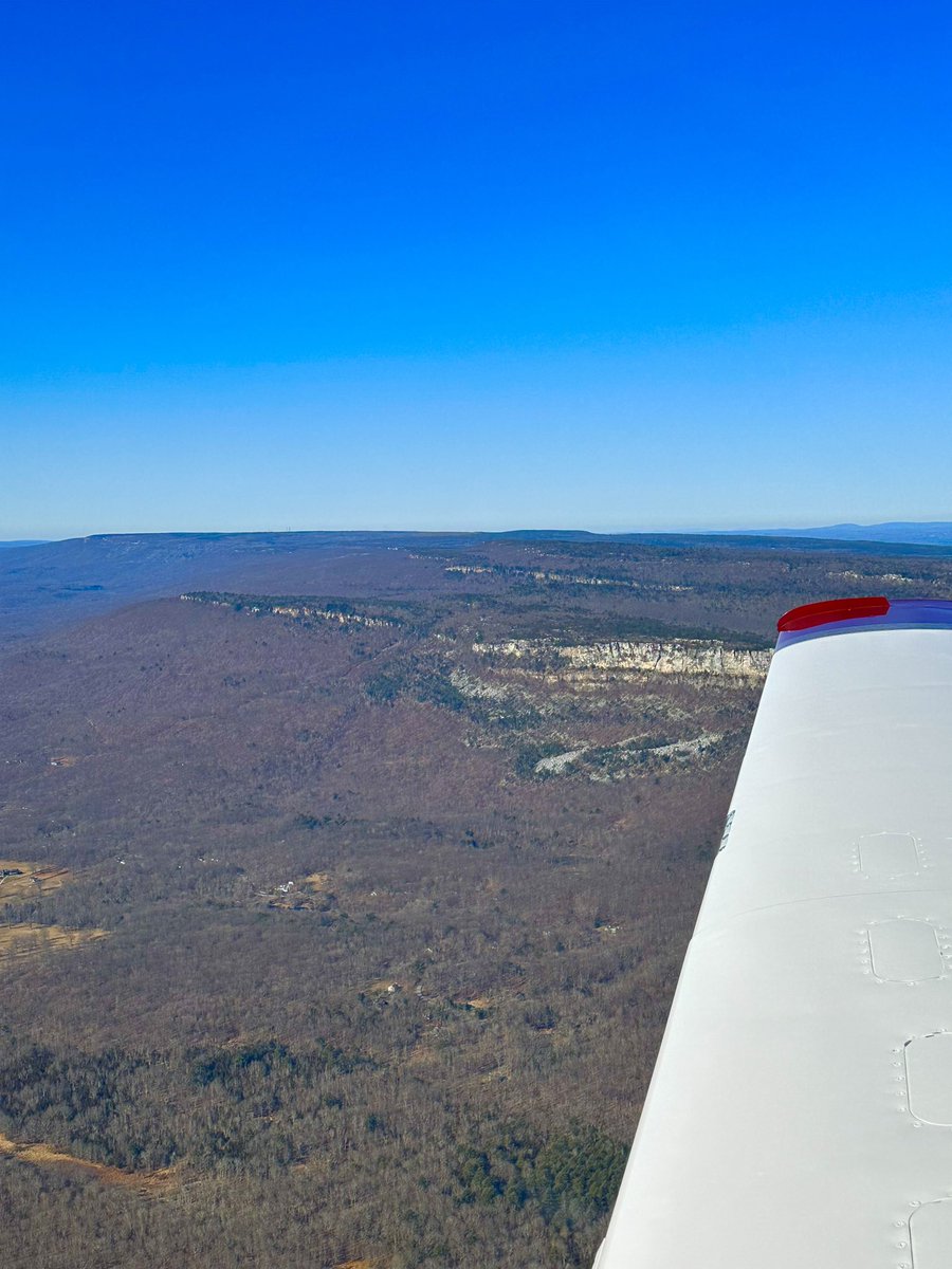 PilotFun101's tweet image. #TheBigO out and about. 😆✈️ #PilotFun101 #MooneyOvation #N2183A