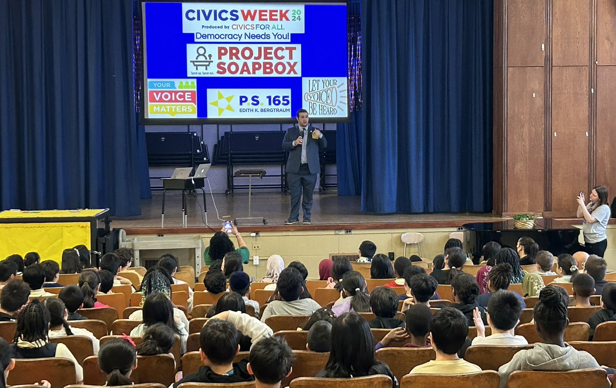 A successful Civics Week joining students from @PS165Queens and PS164 Queens Valley for their speeches to classmates. Incredible to see these young leaders take on the issues they care about most.