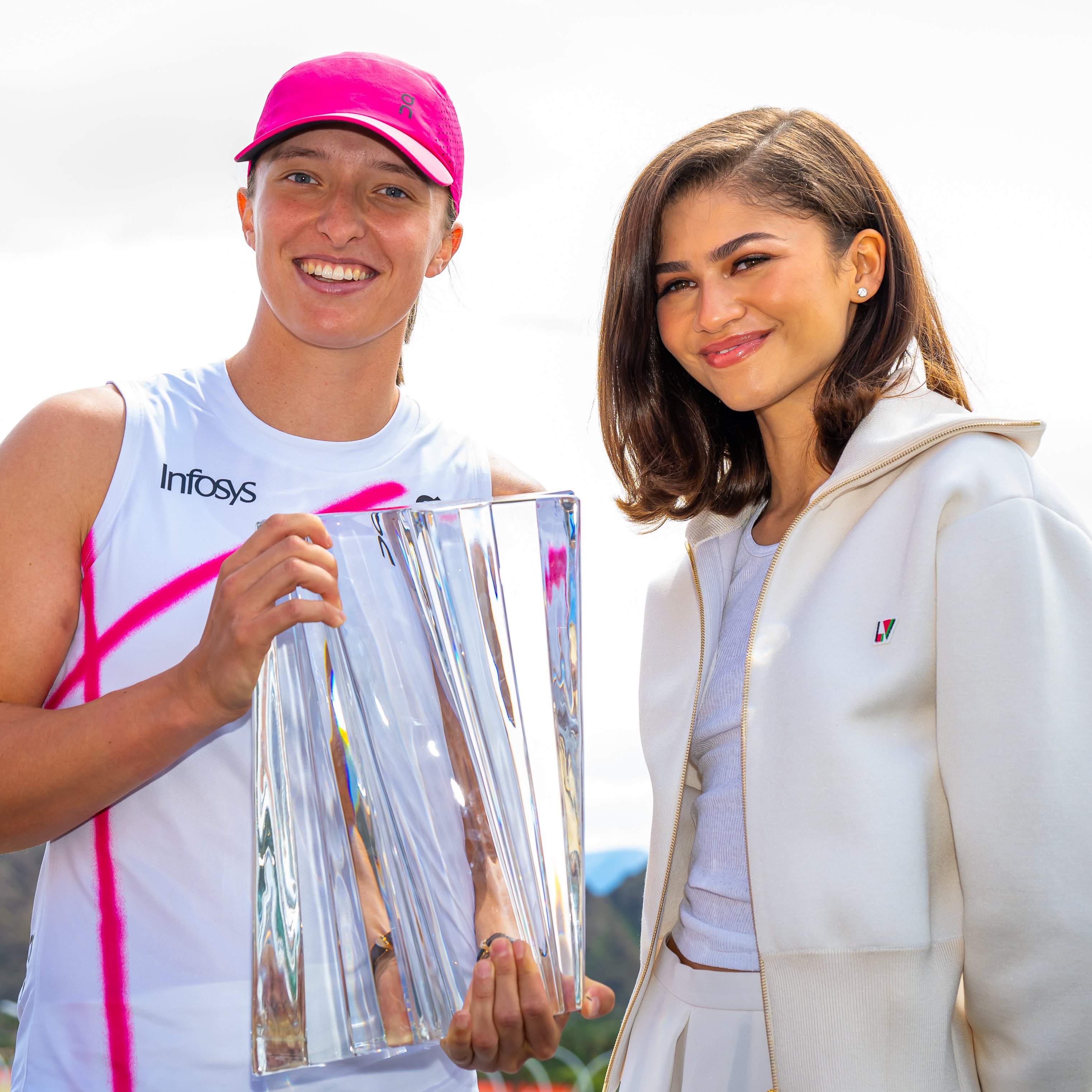 wta WTA X