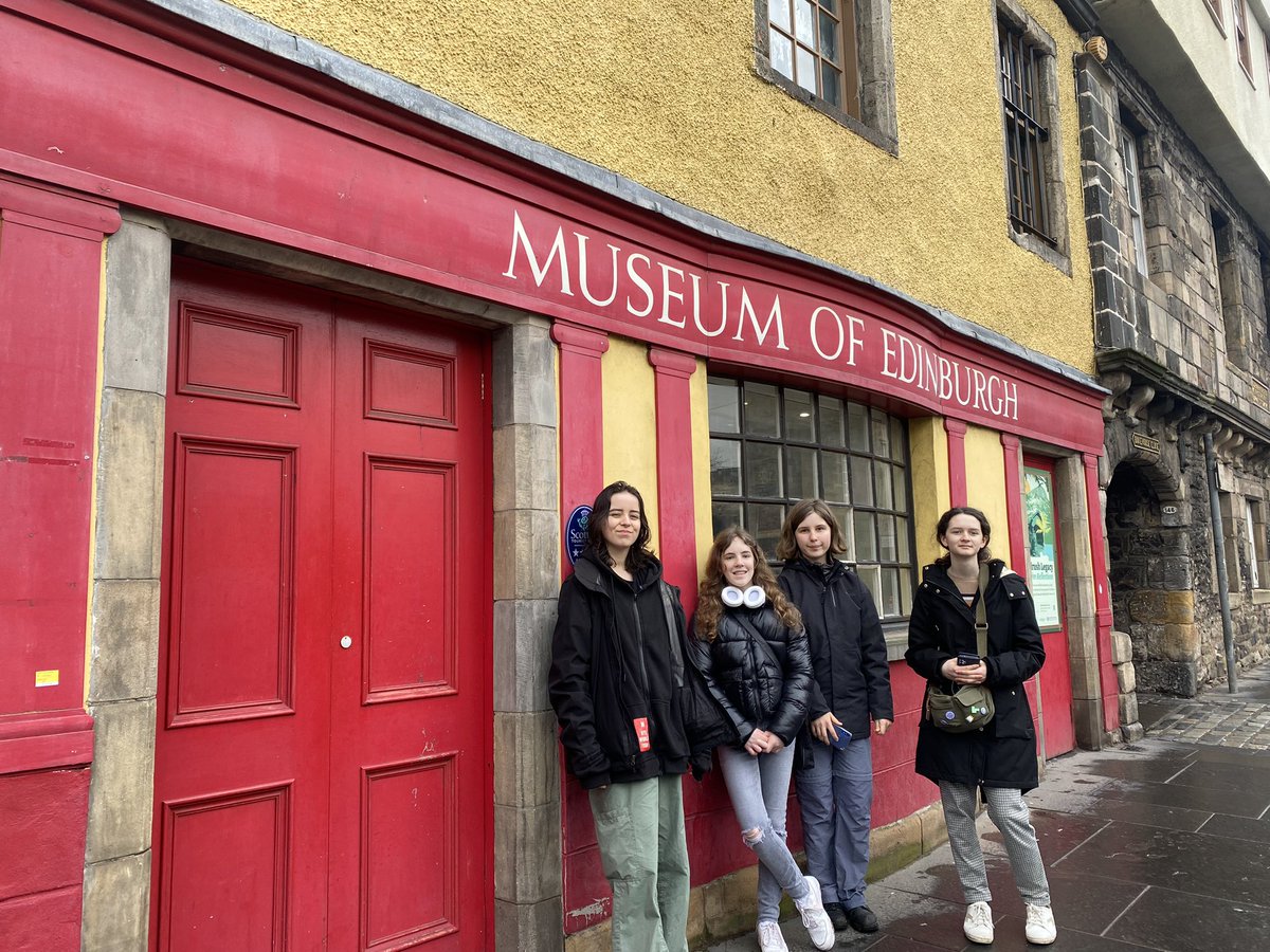 KJAR SCIENCE tweet media