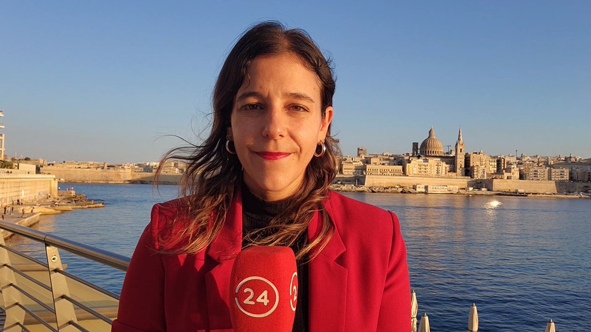 En #Malta junto a <a href="/TVN/">TVN</a>. 
Hoy recorrí el hostal en el que #AlbertoChang fue detenido. Llevaba ahí 1 año, durmiendo en una pieza compartida con 12 personas, saliendo muy poco del hostal y sin hablar mucho con la gente. Todo esta noche por <a href="/24HorasTVN/">24 Horas</a>