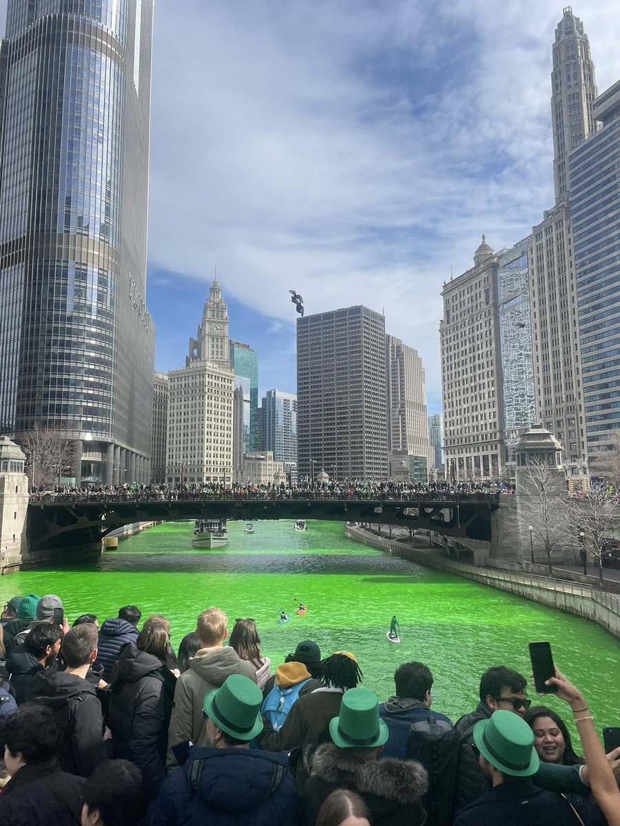 Happy St Patrick’s Day from Chicago, where we had this conversation with a spring breaker:
SB: whoa. Are you guys from British?
Us: yes
SB: sick. Do you guys love tea?
Us: actually yeah we really do
SB: siiiiiick. Happy British day!
🫠