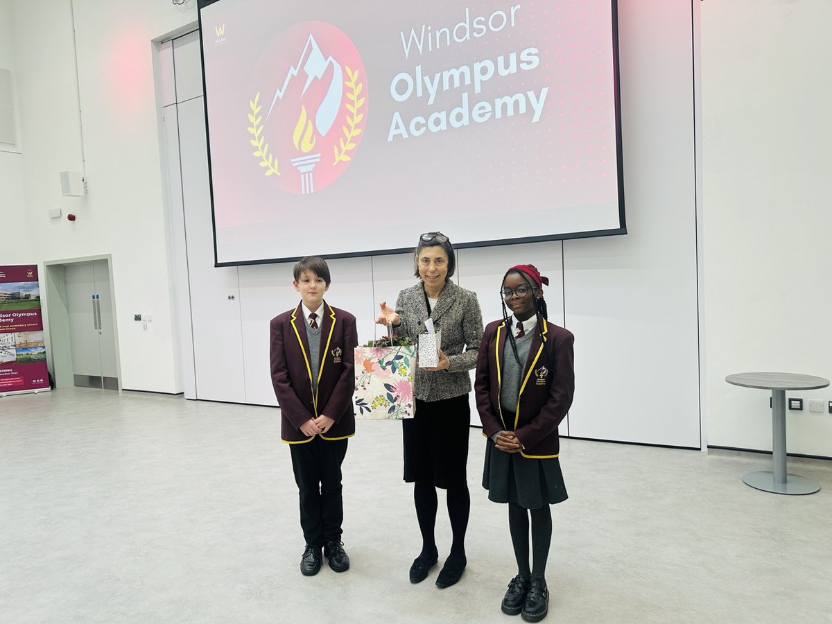 Great to visit @WindsorOlympus yesterday who will be welcoming pupils from @BaskervilleSch while there is rebuilding work. Blown away by the engaging pupils, some of whom shared their 'Aspire' sentences with me - and lovely to hear the trust song @WinAcadTrust