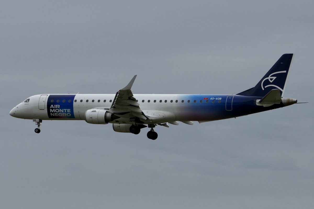 Embraer ERJ-195 Air Montenegro AO-AOB at #ZRH @zrh_airport #Switzerland #AirMontenegro #embraer #ERJ195 #avgeek #avgeeks #planespotter #planespotting #aviationlovers #aviationdaily #zurich 17.04.2024