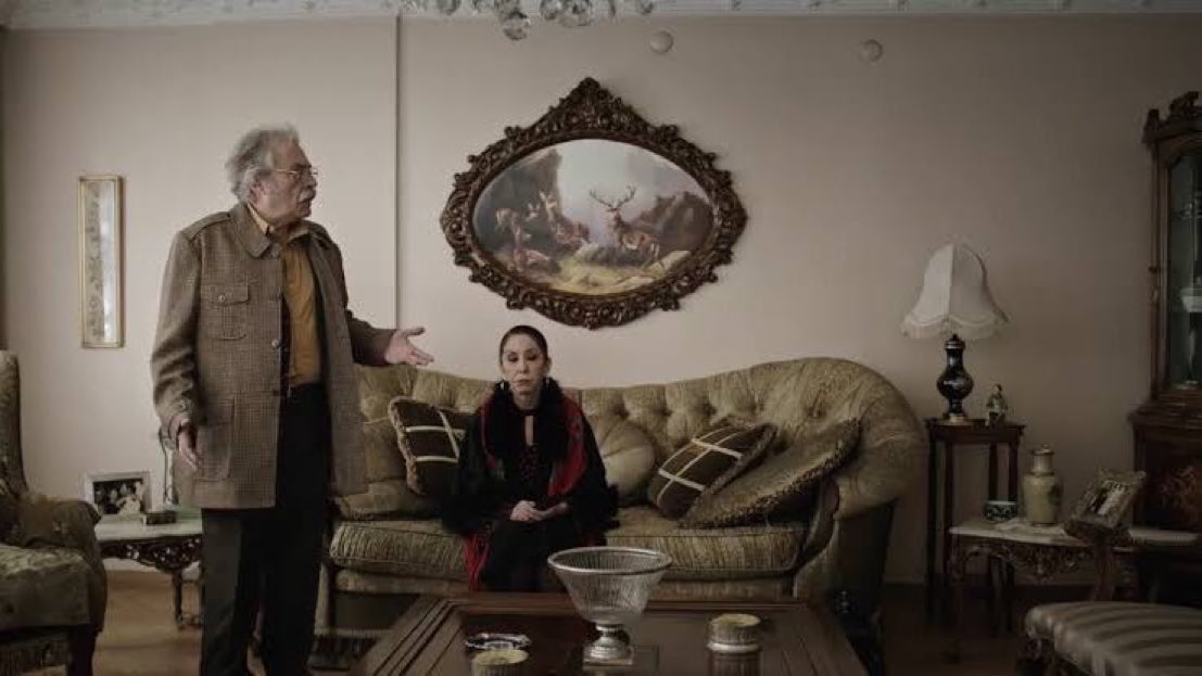 "Herkes her şeyin farkında ve kimse hiçbir şeyi yanlışlıkla yapmadı..." 

(Şahsiyet)