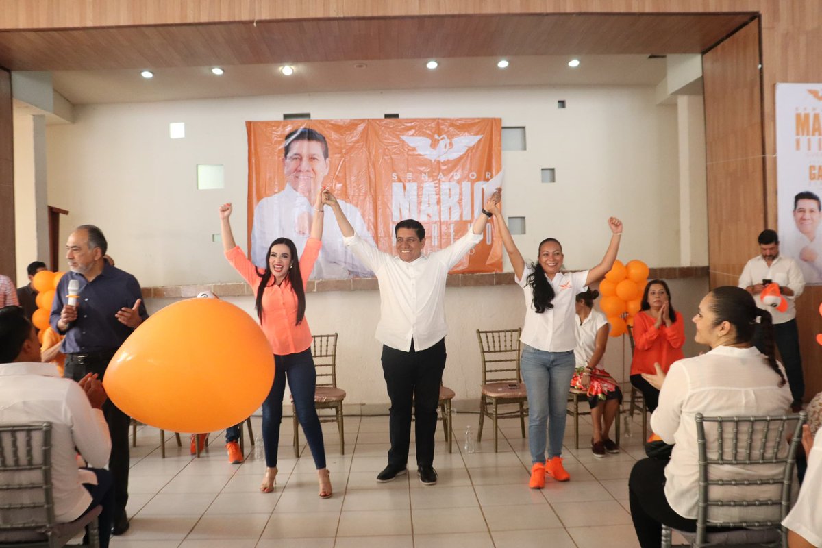 coyolsoria's tweet photo. Desde Iguala de la Independencia junto a Mario y Gaby compartimos el proyecto de #LoNuevo para Guerrero.

¡Iguala muchas gracias por su interés y apoyo! 

Seremos su voz en el Senado de la República, Guerrero nos necesita y vamos a rescarlo juntos. https://t.co/XVcylCjh1t
