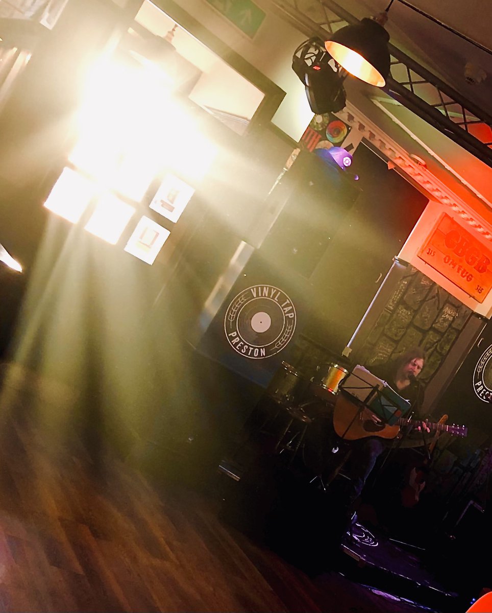 <a href="/david_rybka/">D a v i d Rybka</a> made <a href="/vinyltappreston/">Vinyltappreston</a> even cooler the usual…