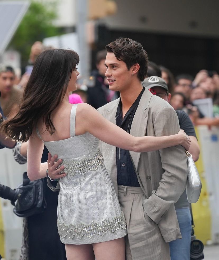 MatreshkaCats's tweet photo. Prince &amp; Princess of the moment (Mikalacompton’s IG) #NicholasGalitzine #TheIdeaOfYou https://t.co/2ugRInukCc