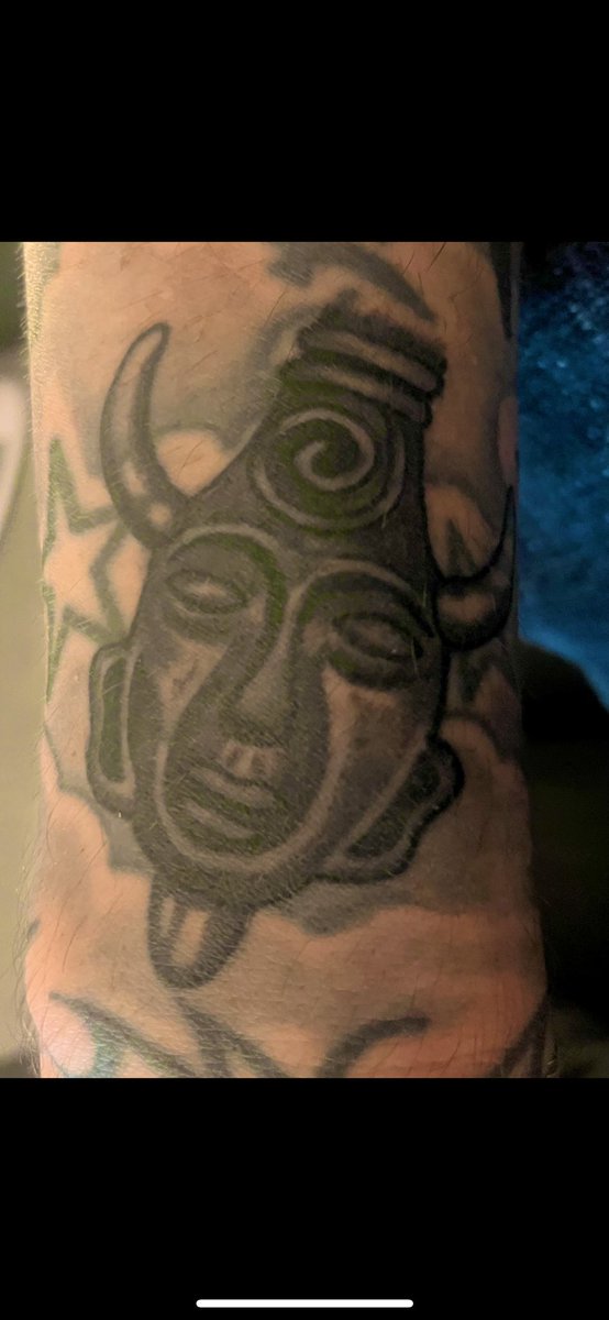 #Supernatural tattoos 
#FirstBlade
<a href="/JensenAckles/">Jensen Ackles</a> 
<a href="/mishacollins/">Misha Collins</a>