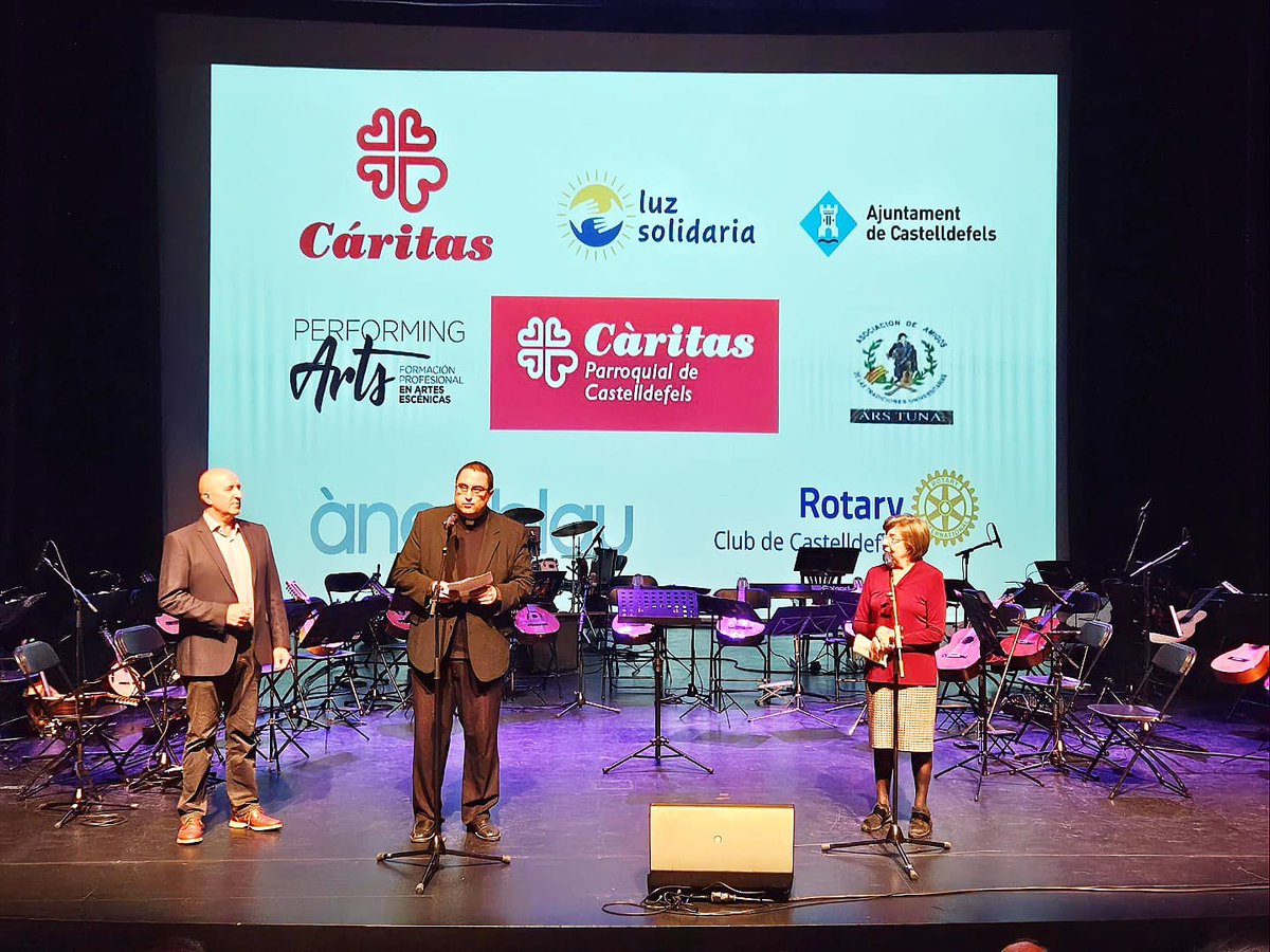 🫂¡SOM Castelldefels en el Concierto Solidario!✨️

Estamos encantados de haber podido participar en el Concierto Solidario de Càrites. Ha sido una noche llena de música y solidaridad, donde cada nota resonó en el Teatro Plaza con sensibilidad, mucho amor y compromiso. 🎶💖