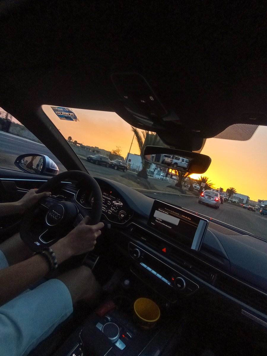 Mayitobtw's tweet photo. la vida es bonita🌇. https://t.co/IN5LtD8HG1