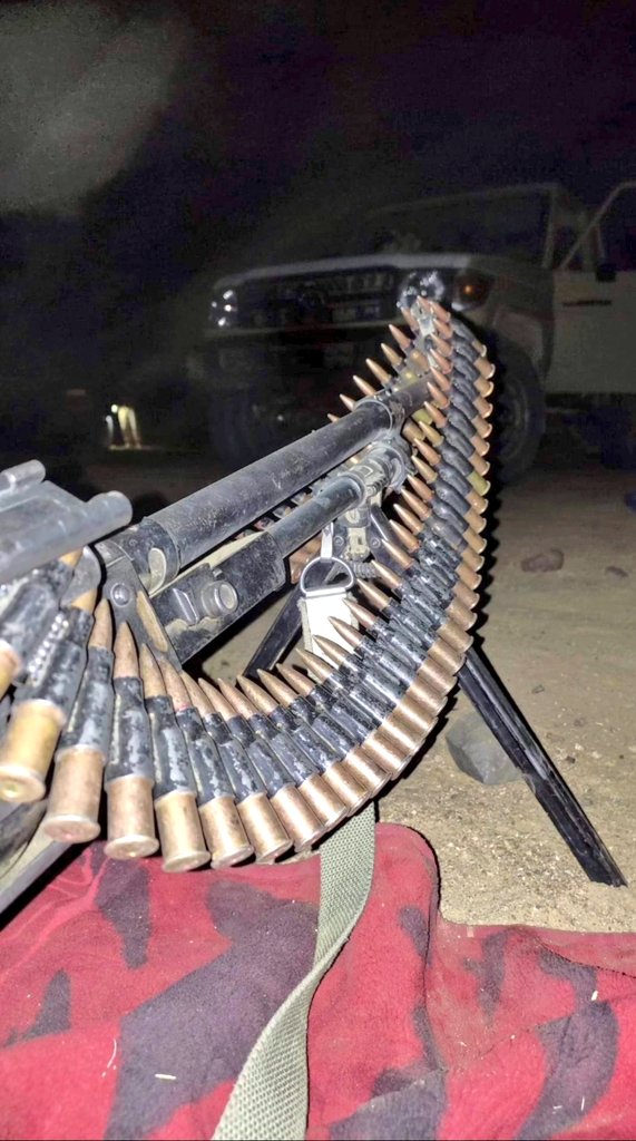 MilitaireAzawad's tweet photo. #AMASRAKAD: Depuis 1960 jusqu'à ce jour, l'armée malienne continue de s'en prendre à la population civile de l'Azawad,et ils en sont conscients.

Vous allez payer un prix élevé pour chaque goutte de sang que vous avez versée sur notre territoire.

VOUS SEREZ EN DEUIL BIENTÔT ! https://t.co/wGk6qHZ3hz