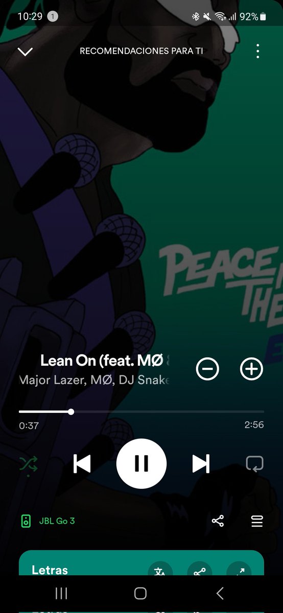 Milesanchez's tweet photo. Spotify me esta llevando a la época de los 20's 🫠 https://t.co/58yLYttuzR