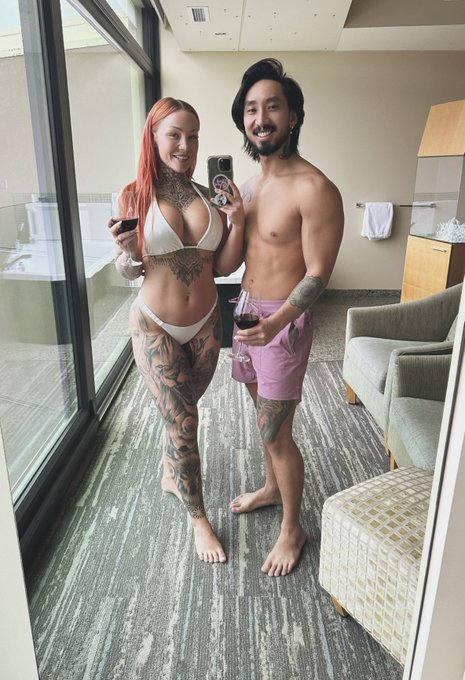 Last few hours to vote for us!   https://t.co/QI1VSi1BtX  Thank you so much! 🫶🏼 https://t.co/rJXCxcf<a href="/tag/mvsales"class="tags"><span>#mvsales</span></a>