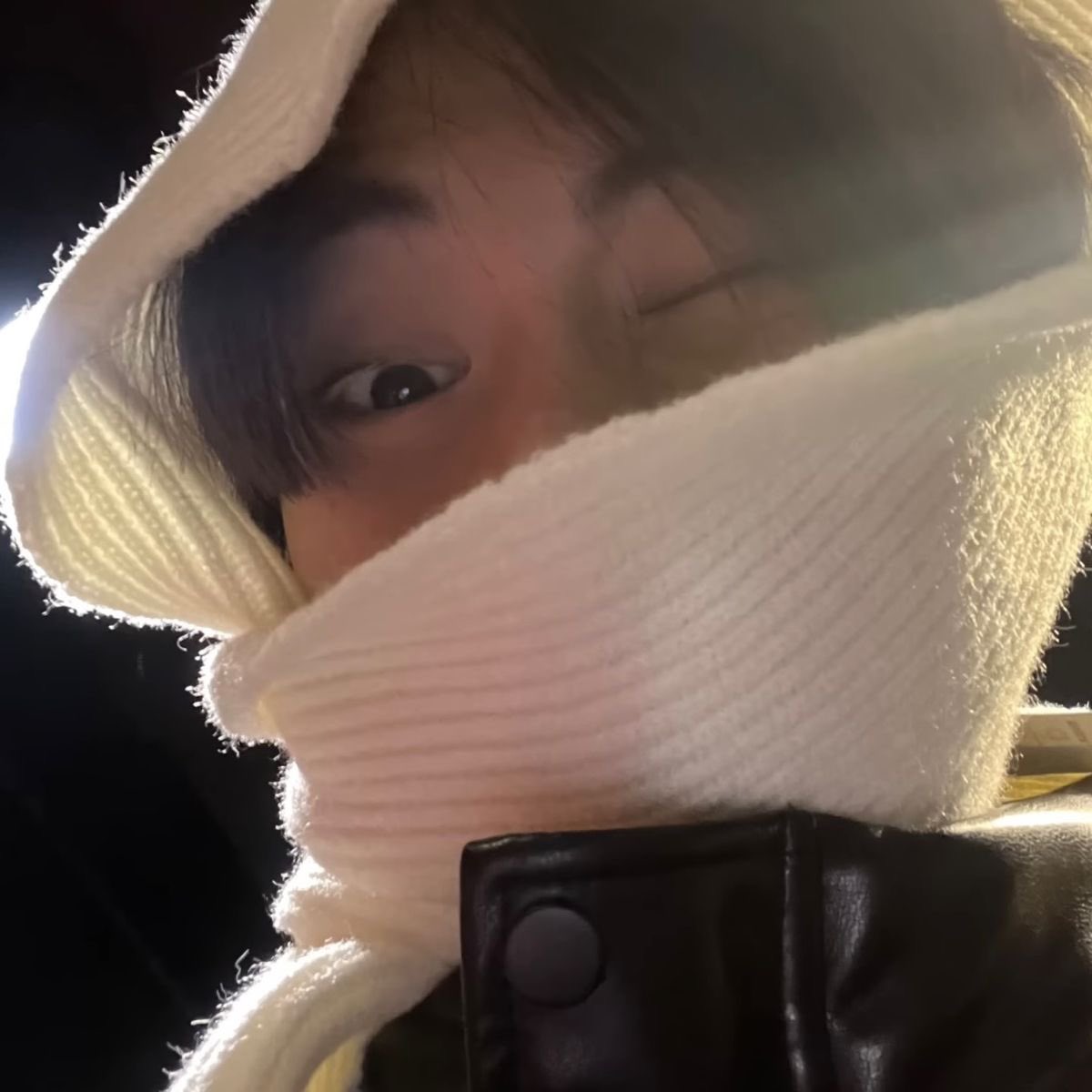 [ Restarting ]
Hello, I’am Ria looking for #interactivemoots !

— 🍓 She/Her
— 🍓 Not new to #stantwt
— 🍓 My Ults : Enhypen, Newjeans, IVE and Blacpink 💞

↻ ໒꒰ྀི´• ˕ •` ꒱ྀིა is highly appreciated <3