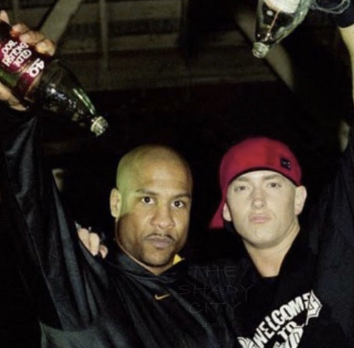 TheShadyCity's tweet photo. HAPPY G-DAY TO THE LEGEND SWIFTY @McVayD12 Pour your 40 out (Guzzle it)
#SwiftyMcvay x #Eminem
#theshadycity
D12 - 40oz Video 4k https://t.co/2o7qVFMSoP https://t.co/LfZMfINw19