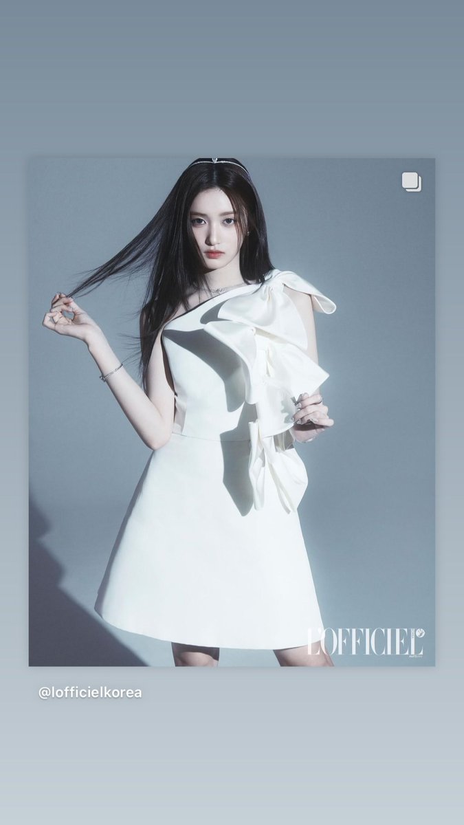 Chee_seo's tweet photo. 240318 #이서 인스타 스토리
-
@ lofficielkorea https://t.co/Bvxw9U3KDS