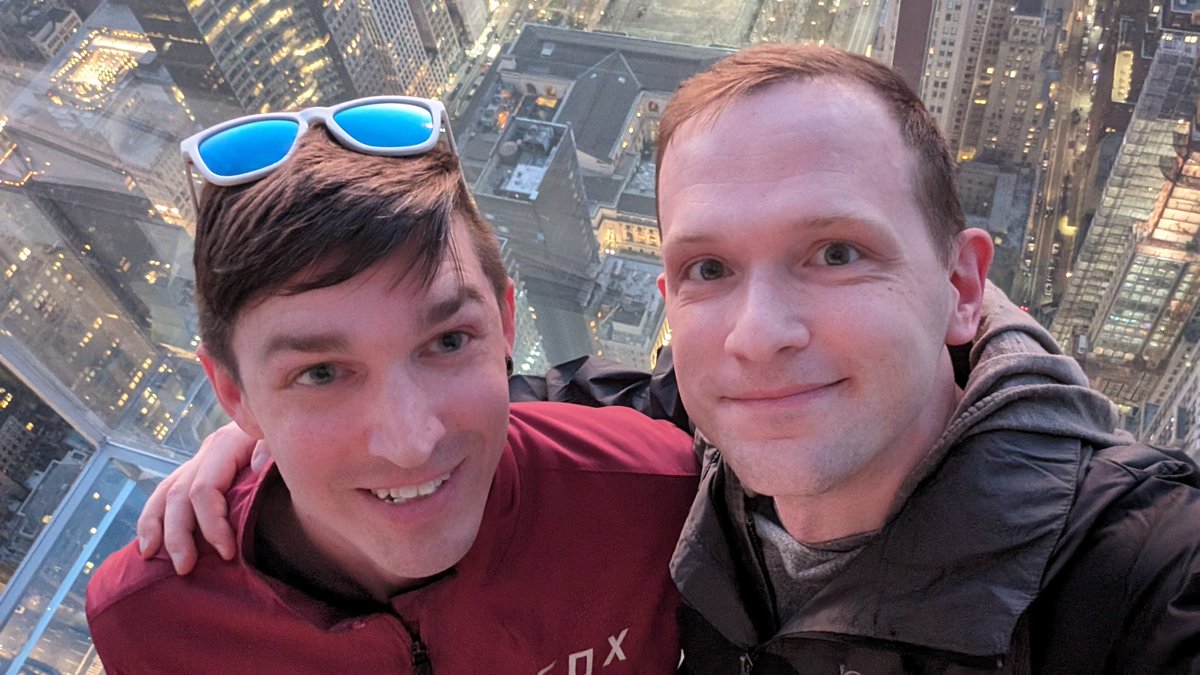 AudiMutt's tweet photo. @KobaltHusky and I at the Summit at One Vanderbilt. Transparent floors!! 😱 https://t.co/5IMHAoUqoB