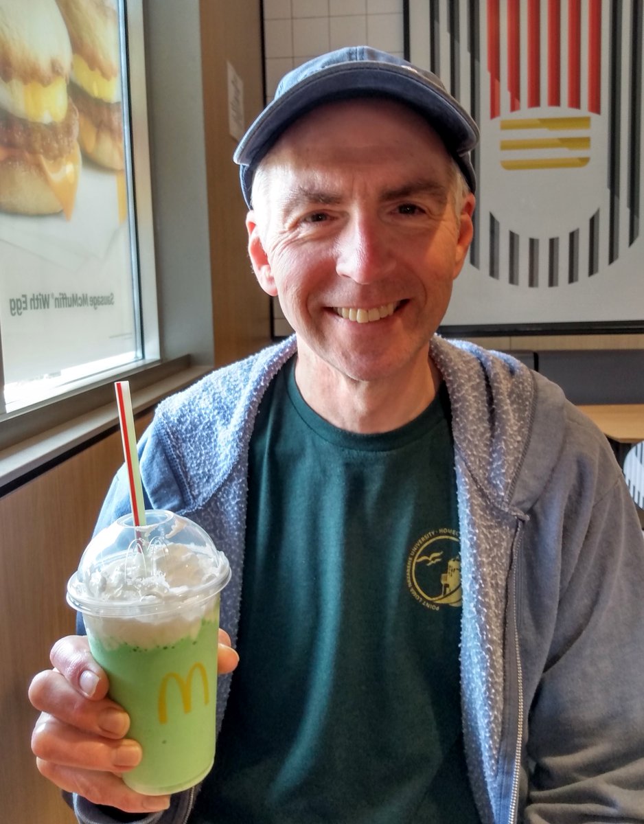 Good Evening, Everyone!
Hope you all had an excellent St. Patrick's Day!
#GoodEvening #StPatricksDay #ShamrockShake