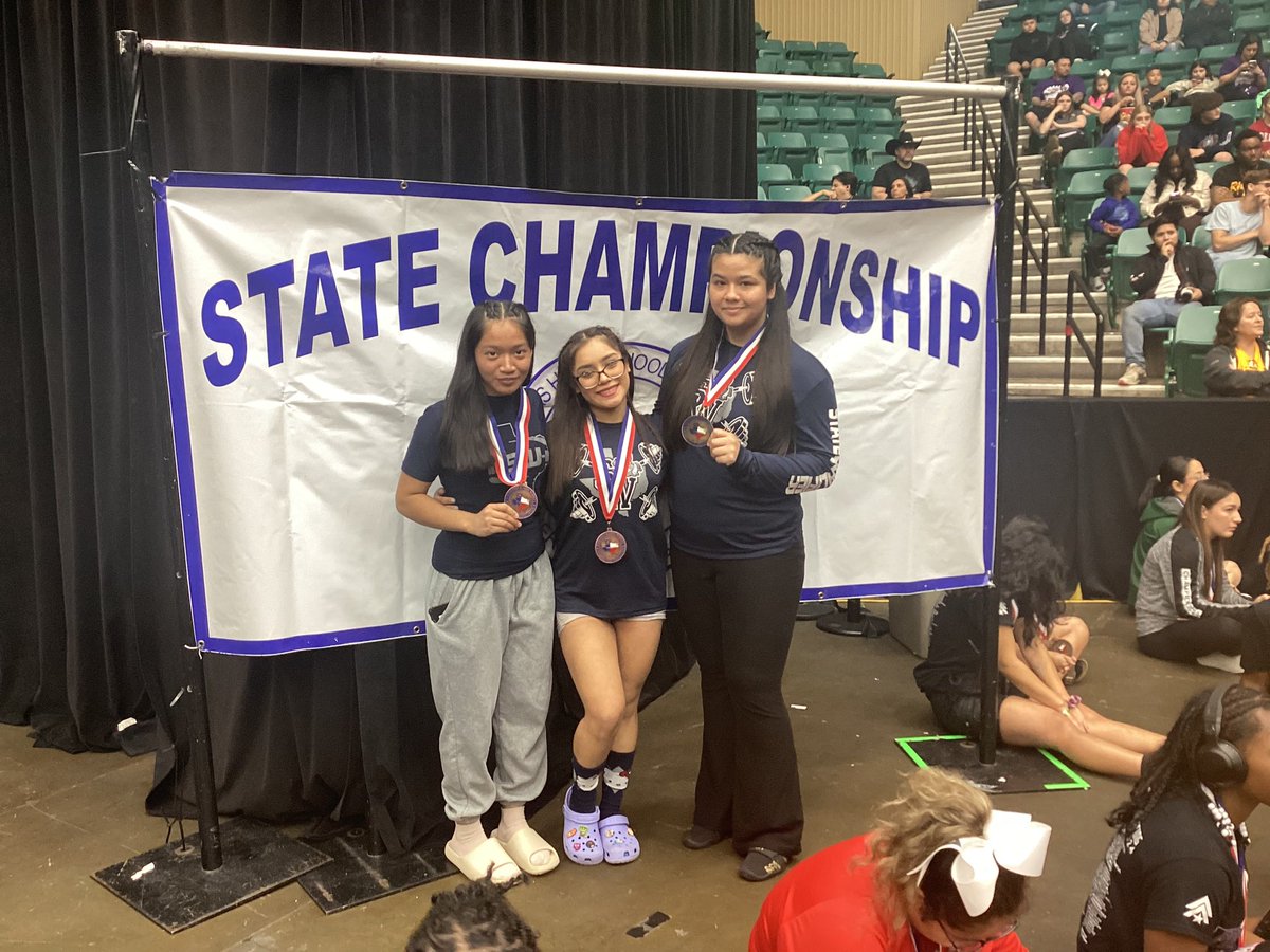 PSJASWPL's tweet photo. After yesterdays 5a Small School State Championship meet we came out in 5th place as a team out of 50 schools https://t.co/UYoQ1WMYZp