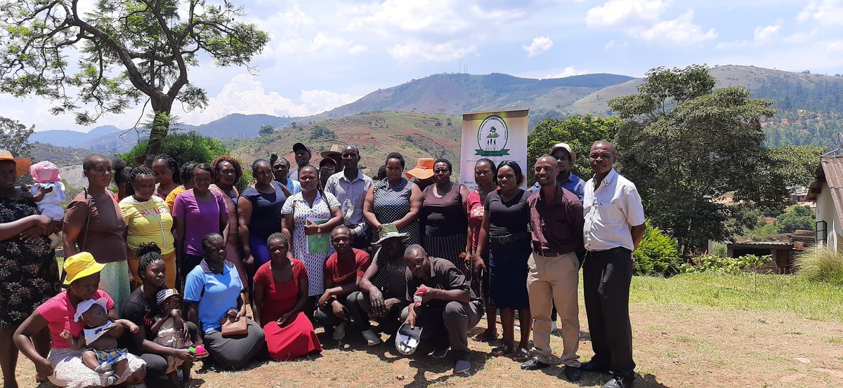 In Mutasa discussing on climate injustices affecting women ,youths&people with disabilities . We need to have more awareness about how climate change impacts PWDs and women and also the mitigation strategies.@MildretMuzanec4 @civicspaceaf @PWYPZIM @GreengrantsFund @UrgentAct