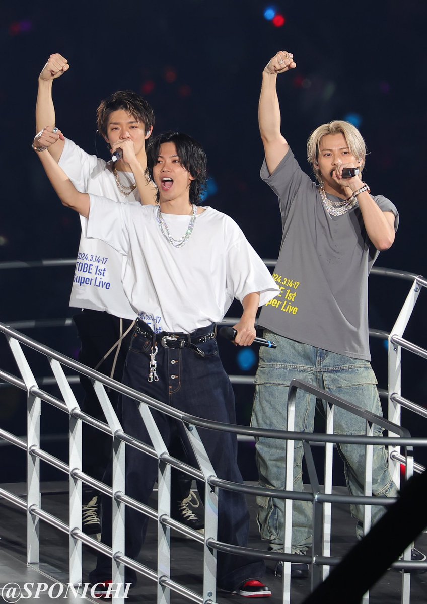 Sponichi_Photo's tweet photo. ＜to HEROes〜TOBE 1st Super Live〜＞

アンコールでGOATを披露する #Number_i 
（撮影・藤山　由理）

写真・ライブ詳細はこちらから↓
https://t.co/vCfgLlQaov

#三宅健 #北山宏光 #IMP 
#大東立樹 #winkfirst
#TOBEDOME #TOBE_DOME #TOBE_toHEROes_Day4 #toHEROes #TOBE0317世界へ
#GOAT https://t.co/sV7KV0IIQu