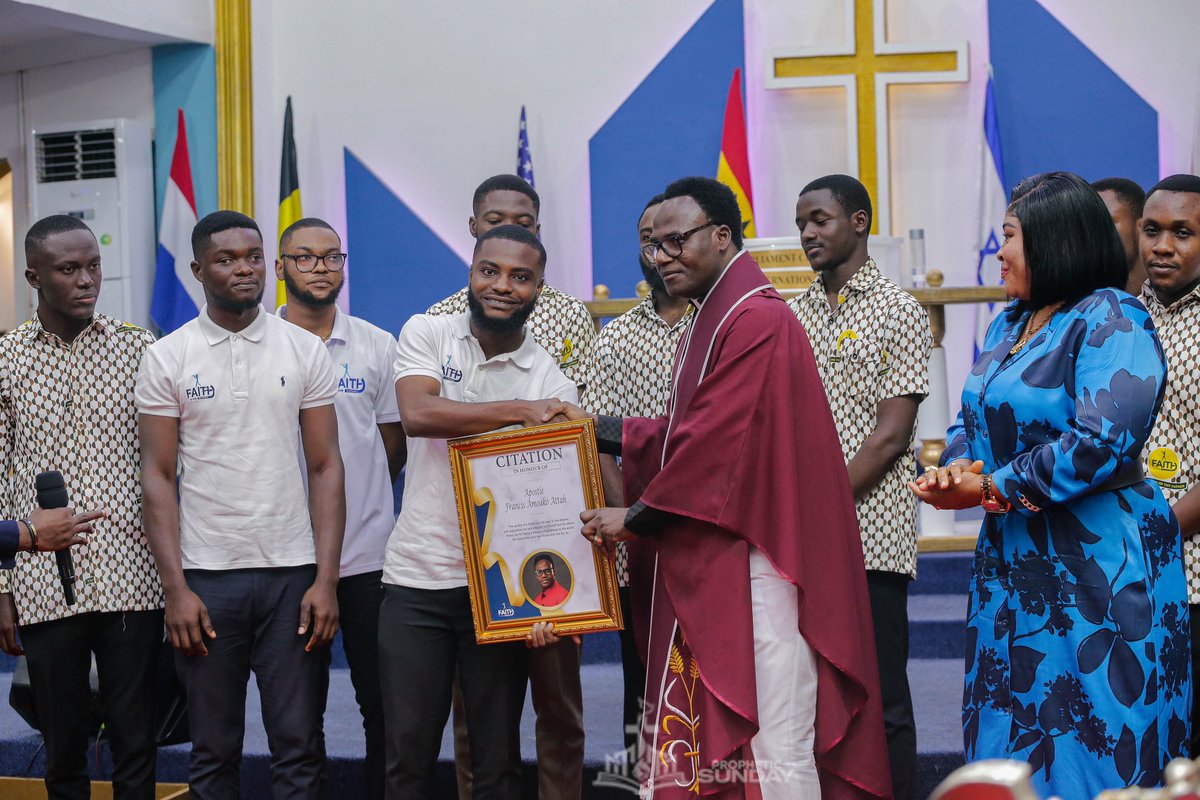 FaithOOFathers's tweet photo. A presentation with Apostle Francis Amoako Attah @apostleamoakoattah, the founder of Parliament Chapel International. 

#faithofourfathers 
#citation https://t.co/e0HQSZ2KSl
