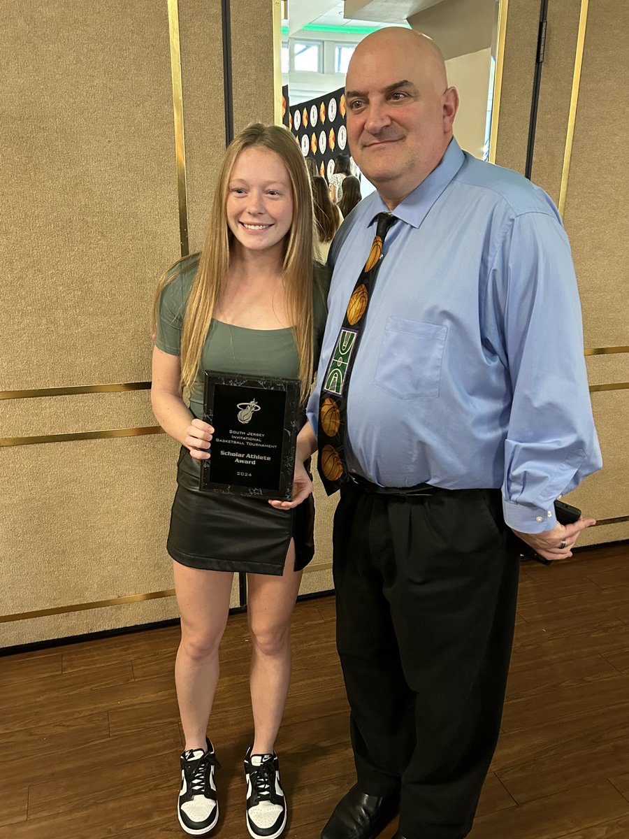Congratulations to Senior Girls Basketball standout Janie Cross, who was named to the All South Jersey Group 2 team by the Al Carino Club of SJ Girls Basketball. She also was named the winner of the SJIBT Scholarship Award. 🦅🏀