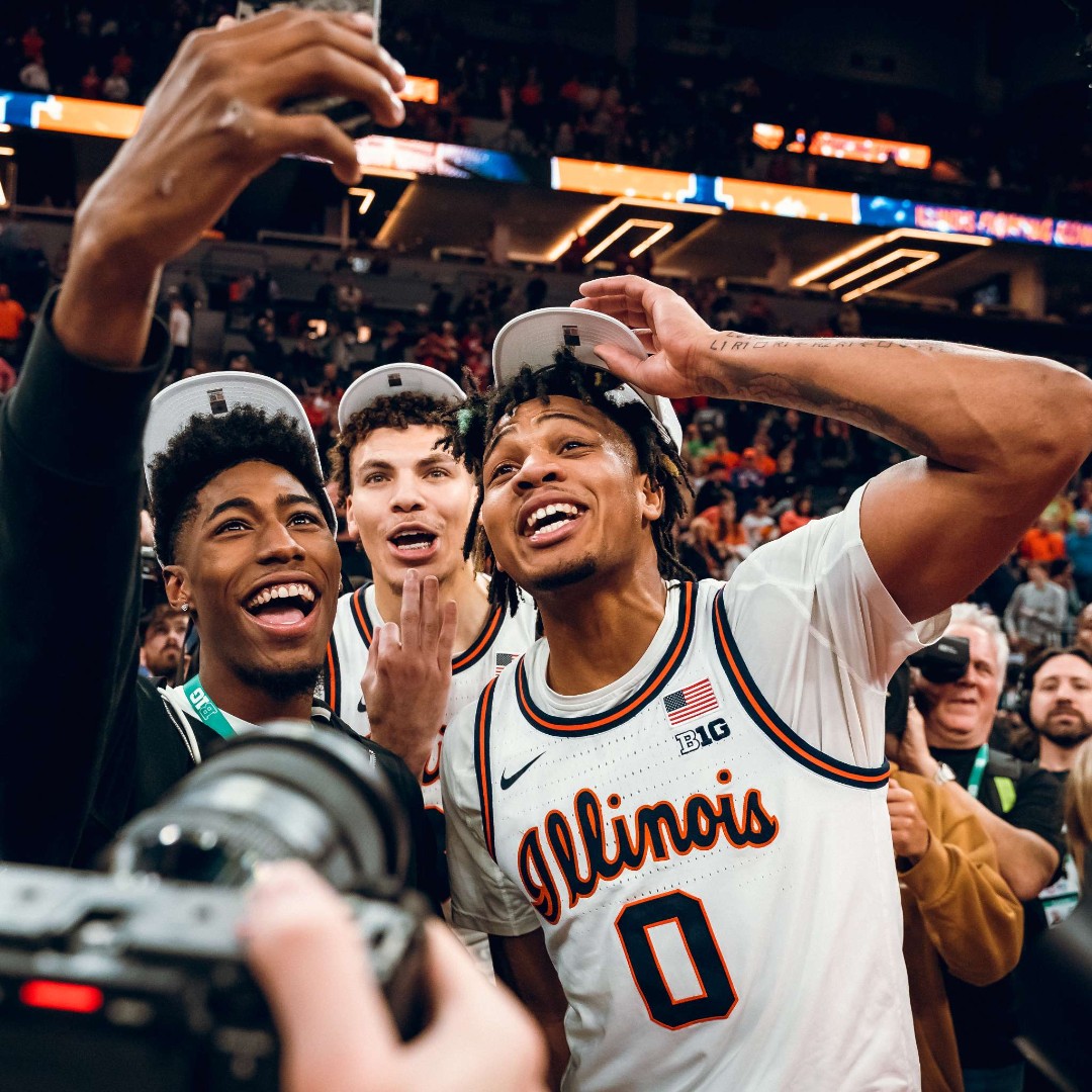 IlliniMBB's tweet photo. Let the confetti fall! 

#Illini | #HTTO | #EveryDayGuys https://t.co/vbLjd3cwPd
