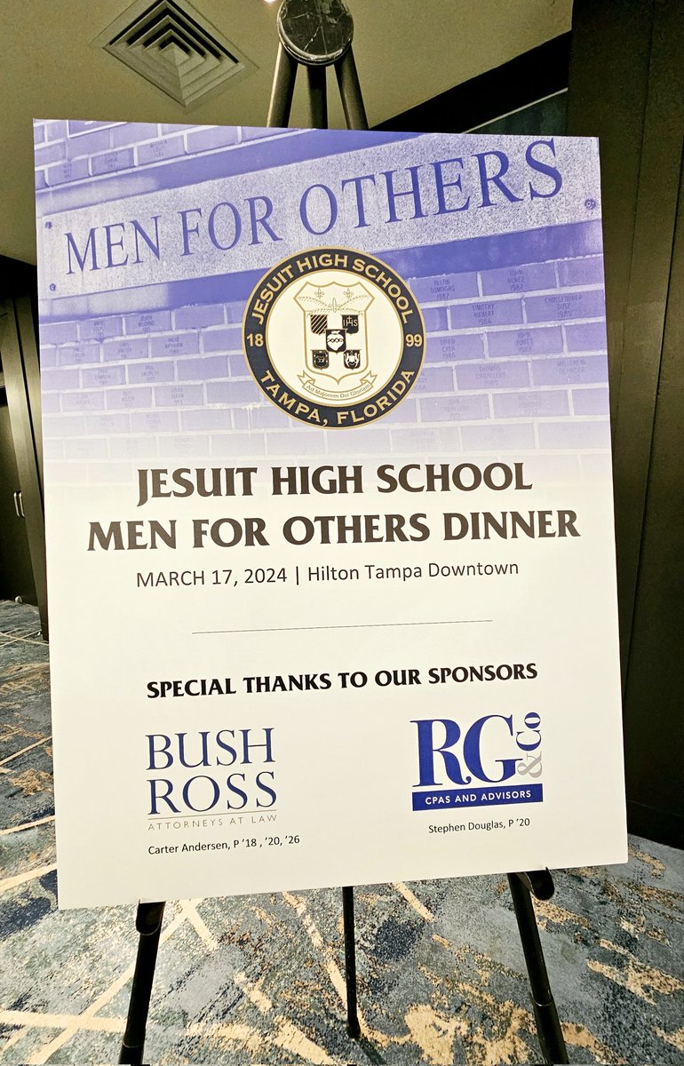 ClubJesuit's tweet photo. One of the best nights of the year - thank you to everyone who makes it possible!

#AMDG #MenforOthers https://t.co/L27exqfyRV