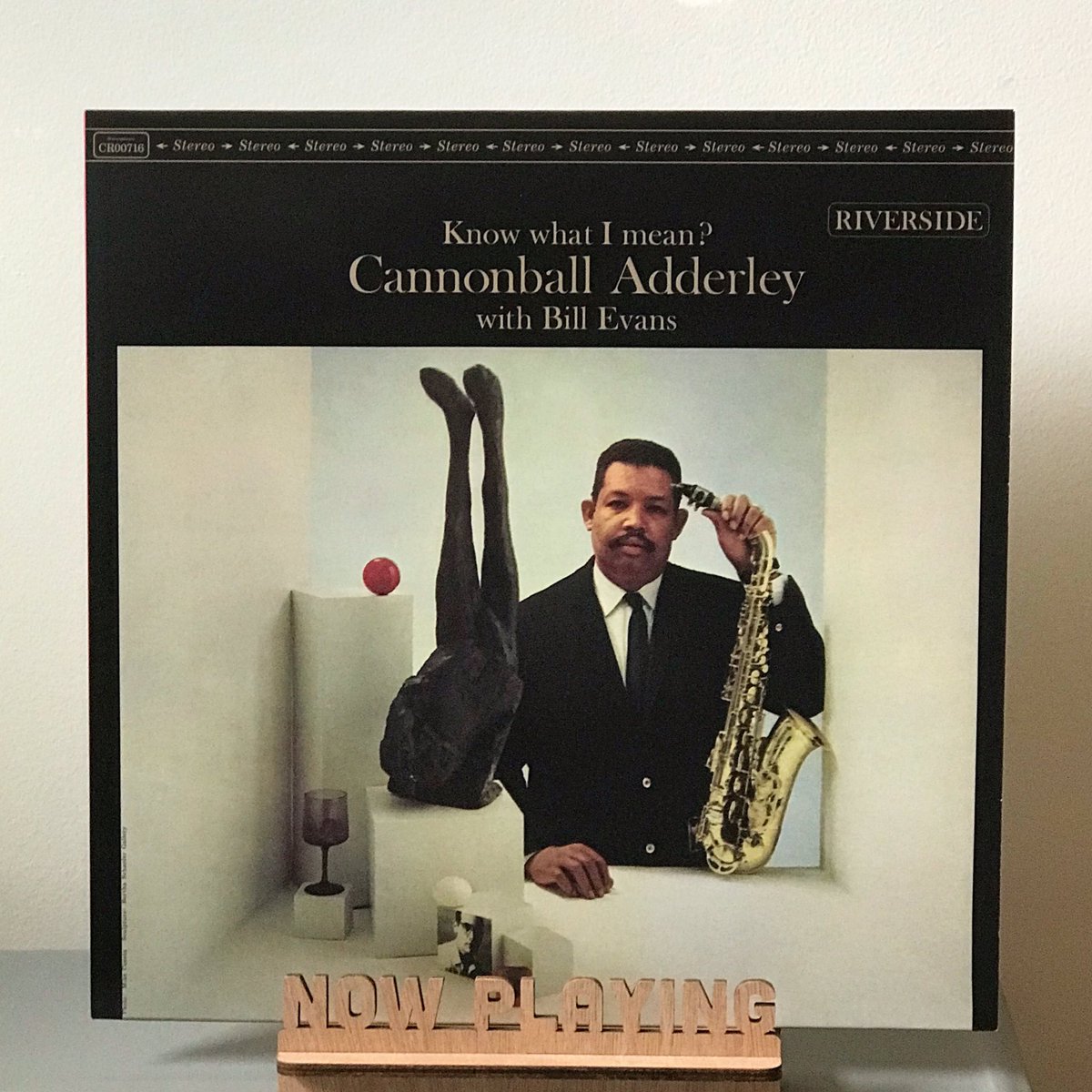 I could play this album all night!

Now Playing: Cannonball Adderley with Bill Evans “Know What I Mean?” (1962; 2024 reissue).

#vinyl #vinylrecords #vinylcollection #vinylcollector #vinylcommunity #vinyladdict #vinylcollectionpost #vinilo #vinilos #souljazz #hardbop